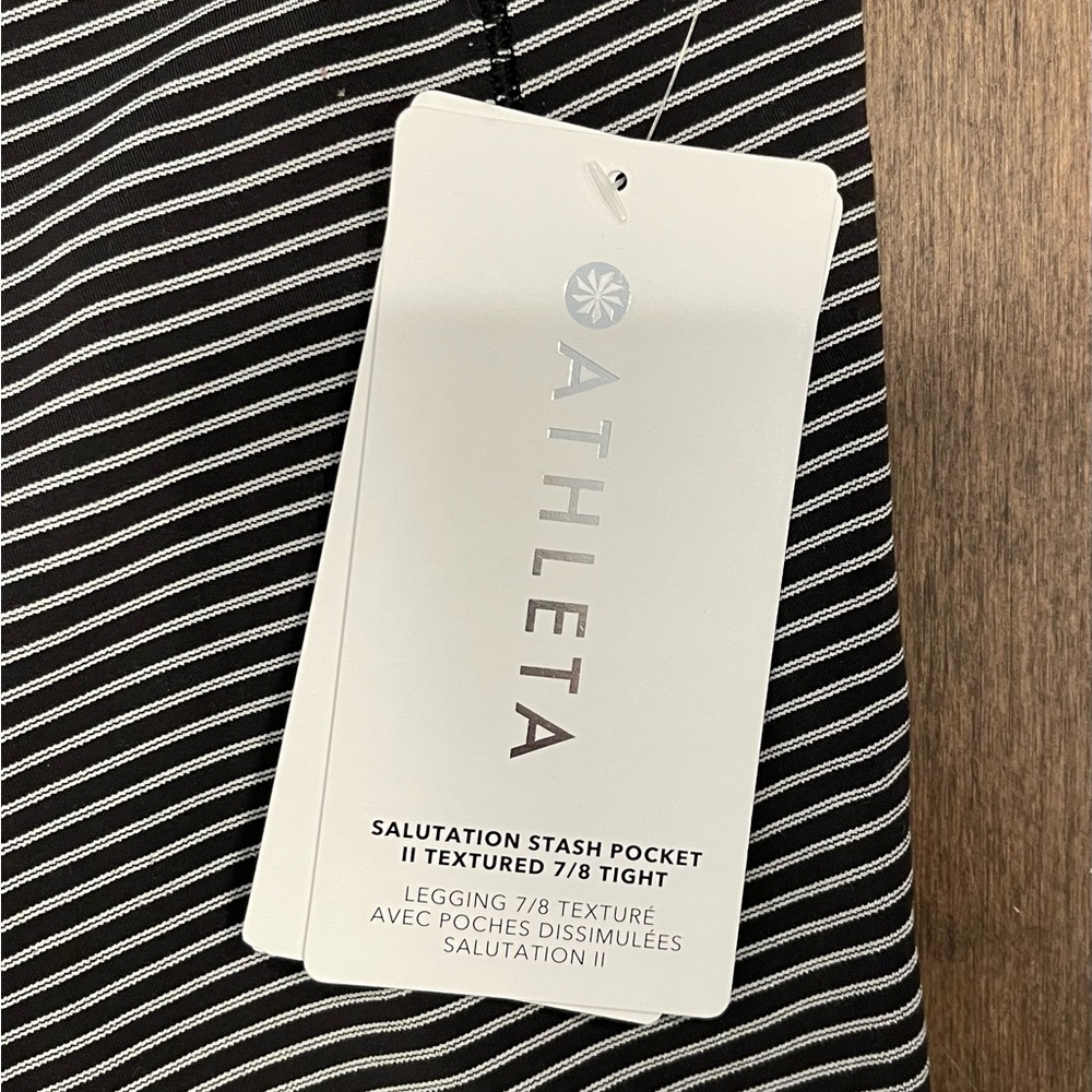 Athleta salutation stash pocket II textured 7/8 tight